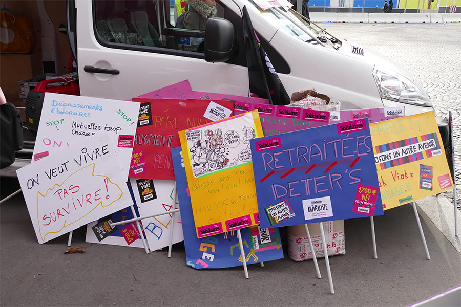 Manifestation nationale des retraité∙es, à Paris, le 2 décembre 2021. [Gérard Millant]