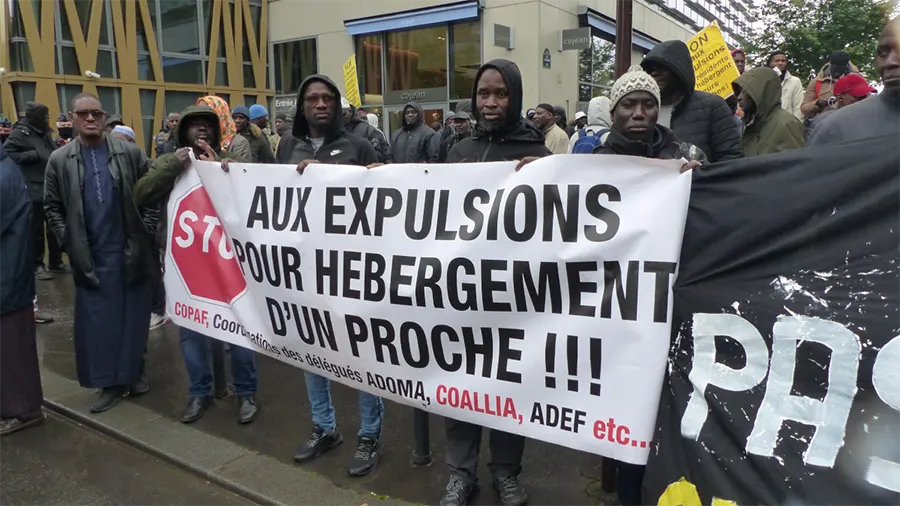 Rassemblement devant le siège d’ADOMA CDC-Habitat, le 19 avril 2024. [COPAF]