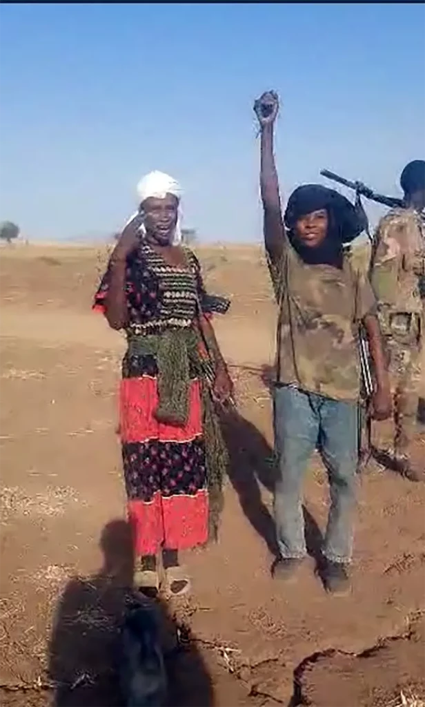 Femmes membres des mouvements armés de la ville d'El Fasher. [DR]
