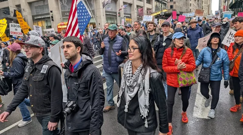 Manifestation du 5 avril 2025 à New York [Coll. DLB]
