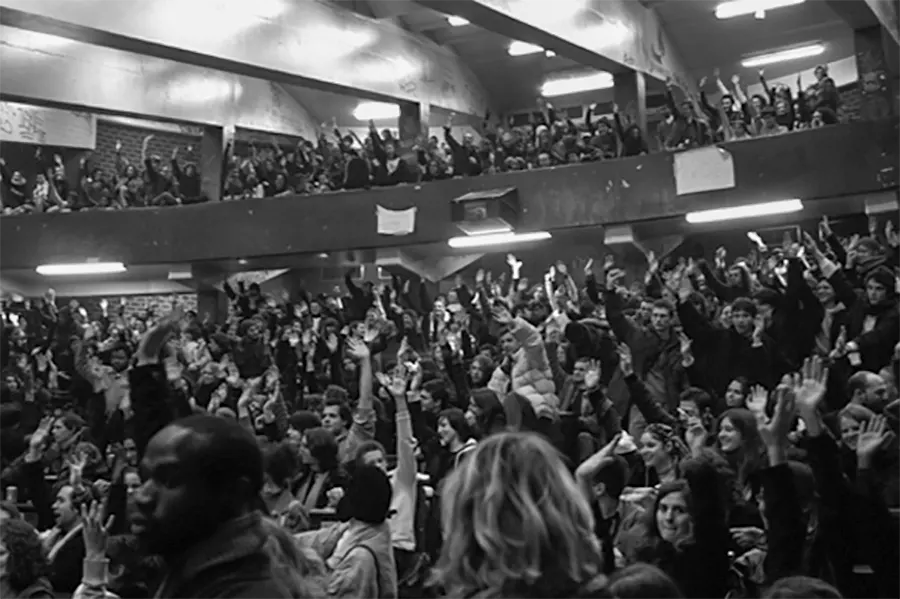 Assemblée générale à l’université de Paris Tolbiac, en mars 2006. [DR]