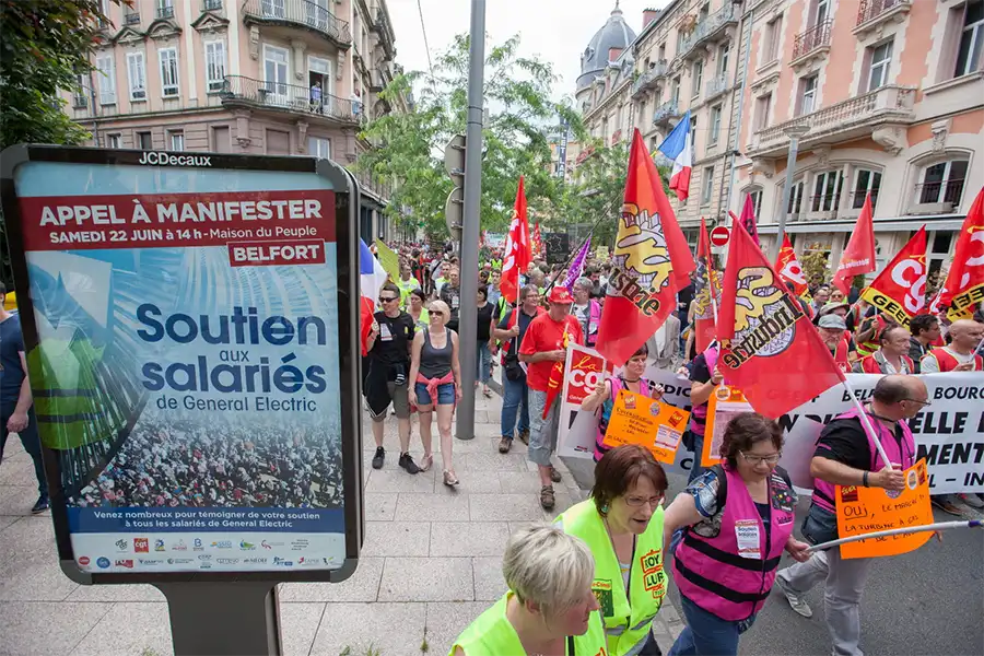 Manifestation en ville. [UFSI]